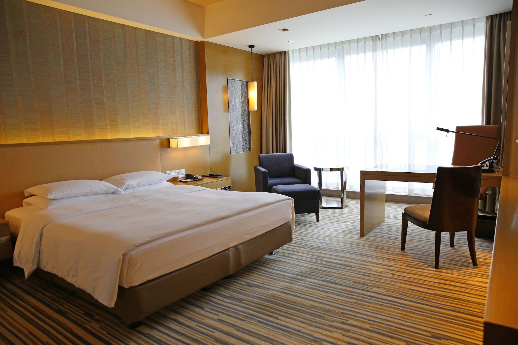 Hyatt Regency Chongqing Hotel Exterior photo