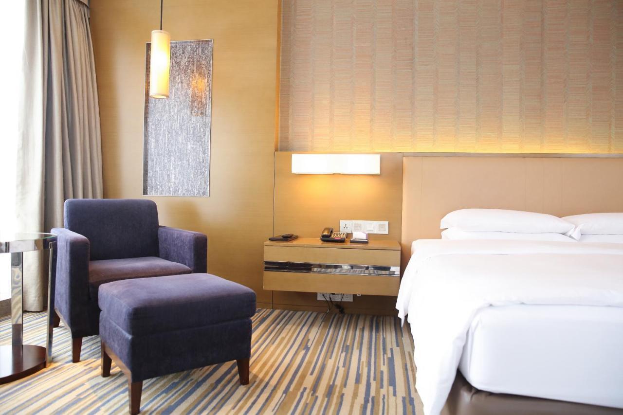 Hyatt Regency Chongqing Hotel Exterior photo