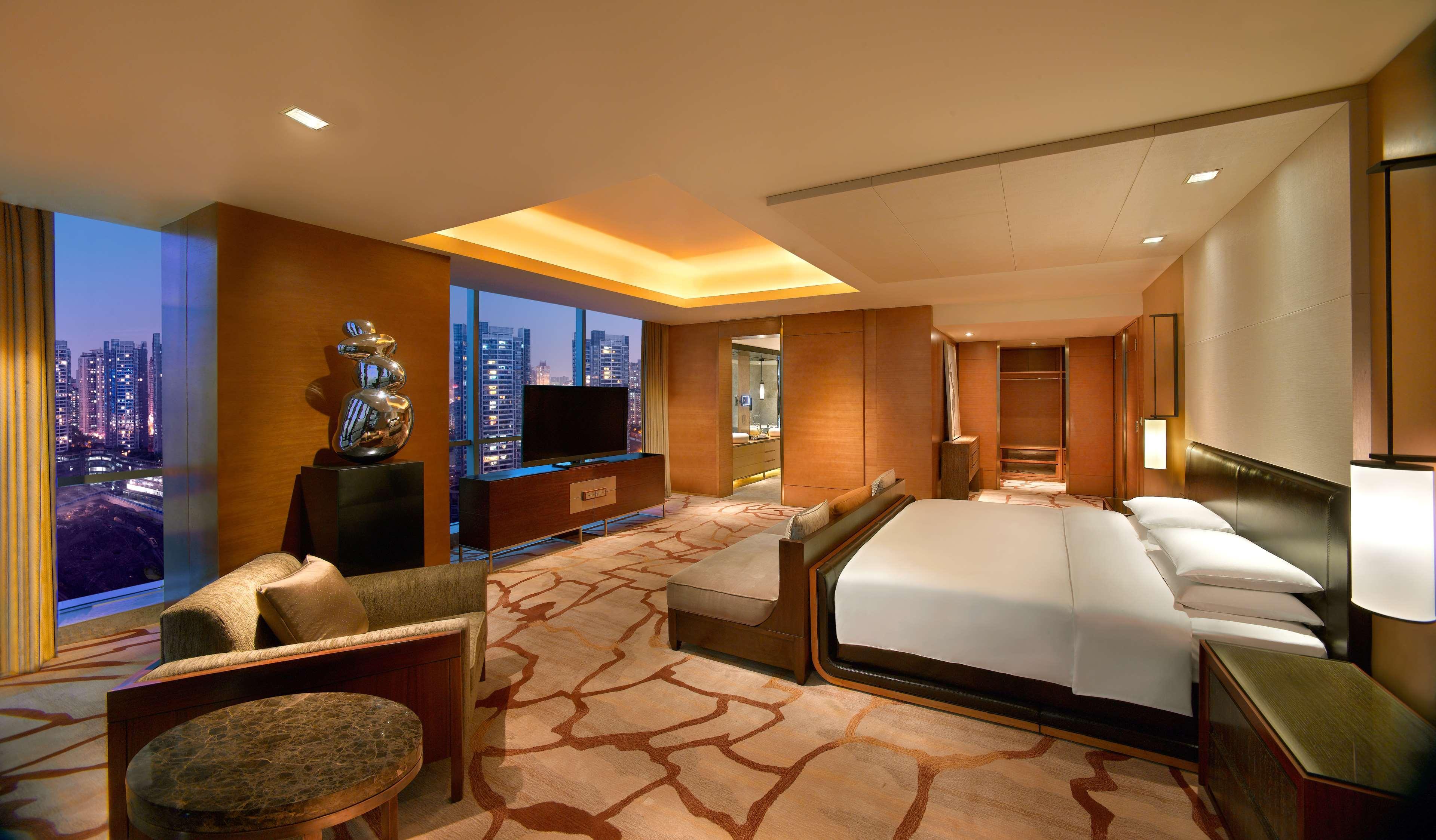 Hyatt Regency Chongqing Hotel Exterior photo